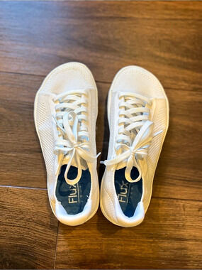 Flux Footwear Adapt Knit Trainer White Sneakers
